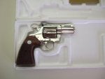 Colt Nickel DiamondBack Snub 034.jpg